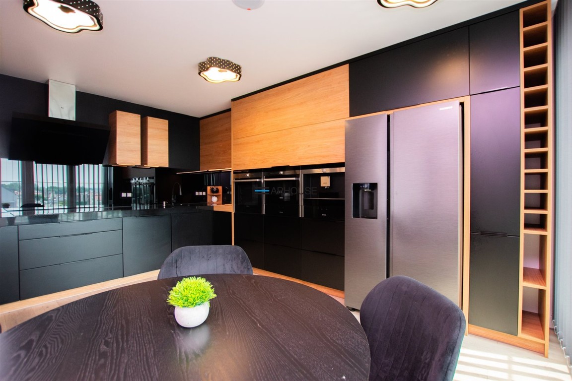 Penthouse z widokiem na wisłę/4 pok/Taras/160m/ENG - Więcej