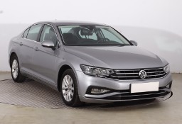 Volkswagen Passat B8 , Salon Polska, Navi, Klimatronic, Tempomat, Parktronic,