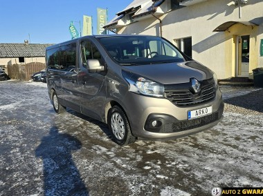 Renault Trafic III 9 miejsc, 2 komplety kół-1