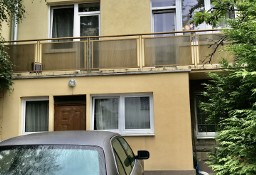 Wlasciciel sprzeda dom z trzema mieszkaniami, z ogrodem w Krakowie, Srodmiescie