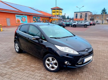 Sprzedam Ford Fiesta mk7 czarny-1