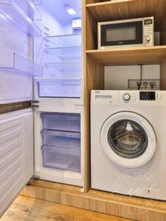 2 pokoje | 41 m² | AC | Wola - ul. Sławińska - Więcej