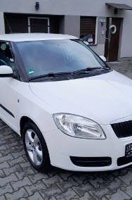 Skoda Fabia II 1.2i klimatronik parktronik tempomat alufelgi stan BDB-2