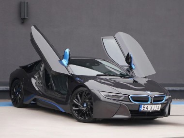 BMW i8 I-1