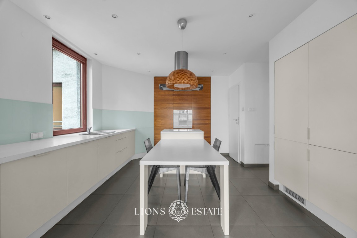 153,7 m² | 4 pokoje | 2 miejsca postojowe – pohled 5