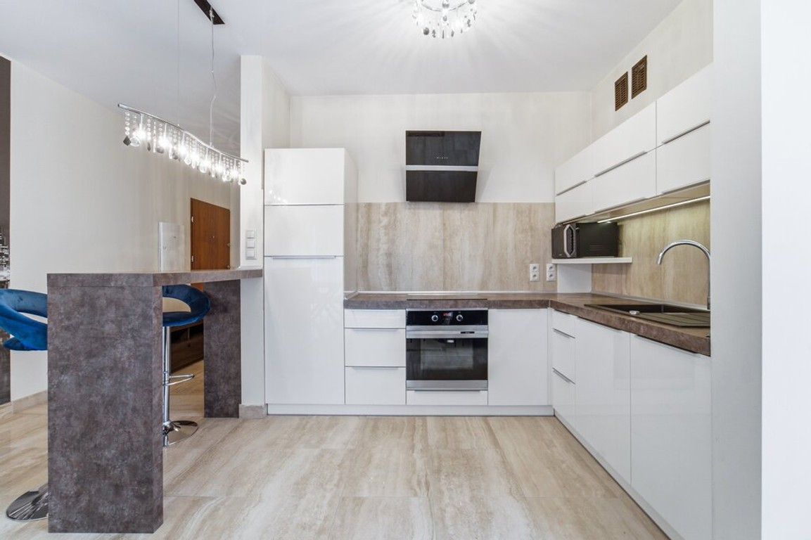 Jasne, komfortowe 54 m² na wynajem, duży balkon - Widok 6