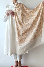 Duży szal szalik orientalny biały kremowy złoty wzór indyjski arabski-2
