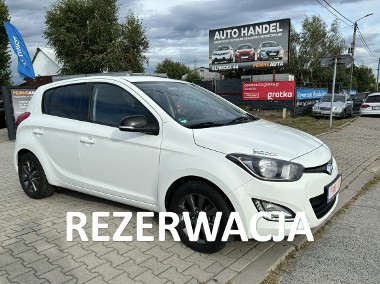 Hyundai i20 I Ledy/Czujniki park./Podgrzewane fotele/Alu/Bardzo zadbany/Klima ok-1