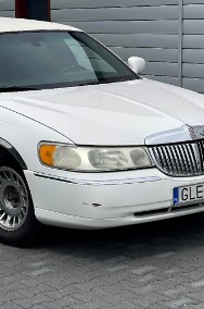 Lincoln Town Car III-2