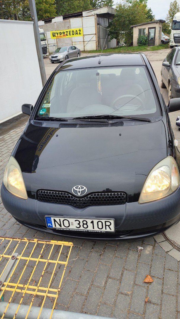 Toyota Yaris I 3