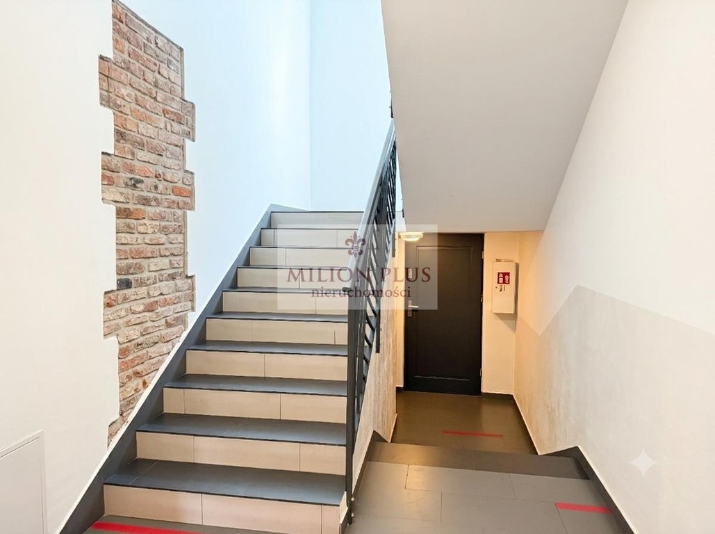 Ciche studio, kameralny budynek, klimatyzacja - Widok 5