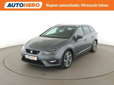 SEAT Leon III FR 180KM hak panorama navi grzane fotele climatronic ACC alcantara k-1