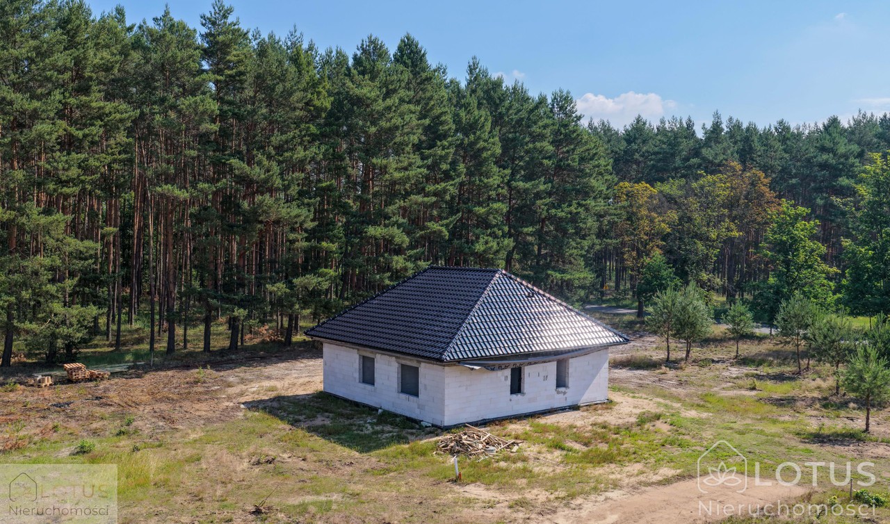 Nowy dom wolnostojący w otoczeniu lasu! – další