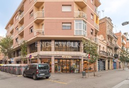 Lokal L&apos;Hospitalet De Llobregat