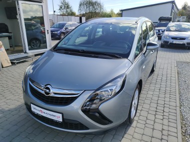 Opel Zafira-1