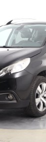 Peugeot 2008 , Skóra, Navi, Klimatronic, Tempomat, Parktronic-3