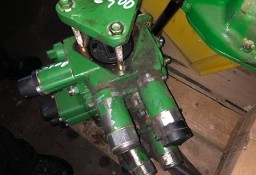 John Deere 6800 - Rozdzielacz