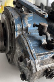 Ford TW25 - pompa wtryskowa paliwa-2