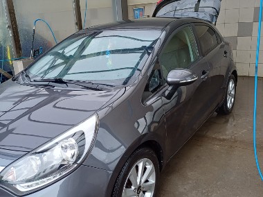 Sprzedam KIA RIO III auto zadbane nie palone użytkowane przez kobietę-1