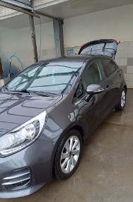 Sprzedam KIA RIO III auto zadbane nie palone użytkowane przez kobietę-2