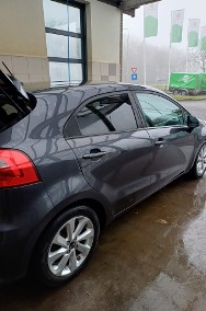 Sprzedam KIA RIO III auto zadbane nie palone użytkowane przez kobietę-2