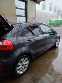 Sprzedam KIA RIO III auto zadbane nie palone użytkowane przez kobietę