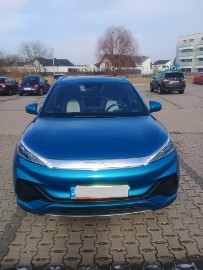 elektryk, bateria 60 kwh, szklany szyberdach, komfortowe zawieszenie