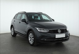 Volkswagen Tiguan , Salon Polska, 1. Właściciel, DSG, VAT 23%, Klimatronic,