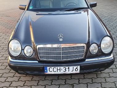 Mercedes-Benz W210-1