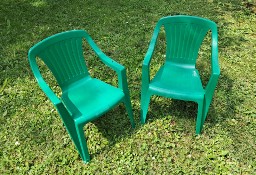 Krzesełka plastikowe dla dzieci (2 szt.), do sprzedania