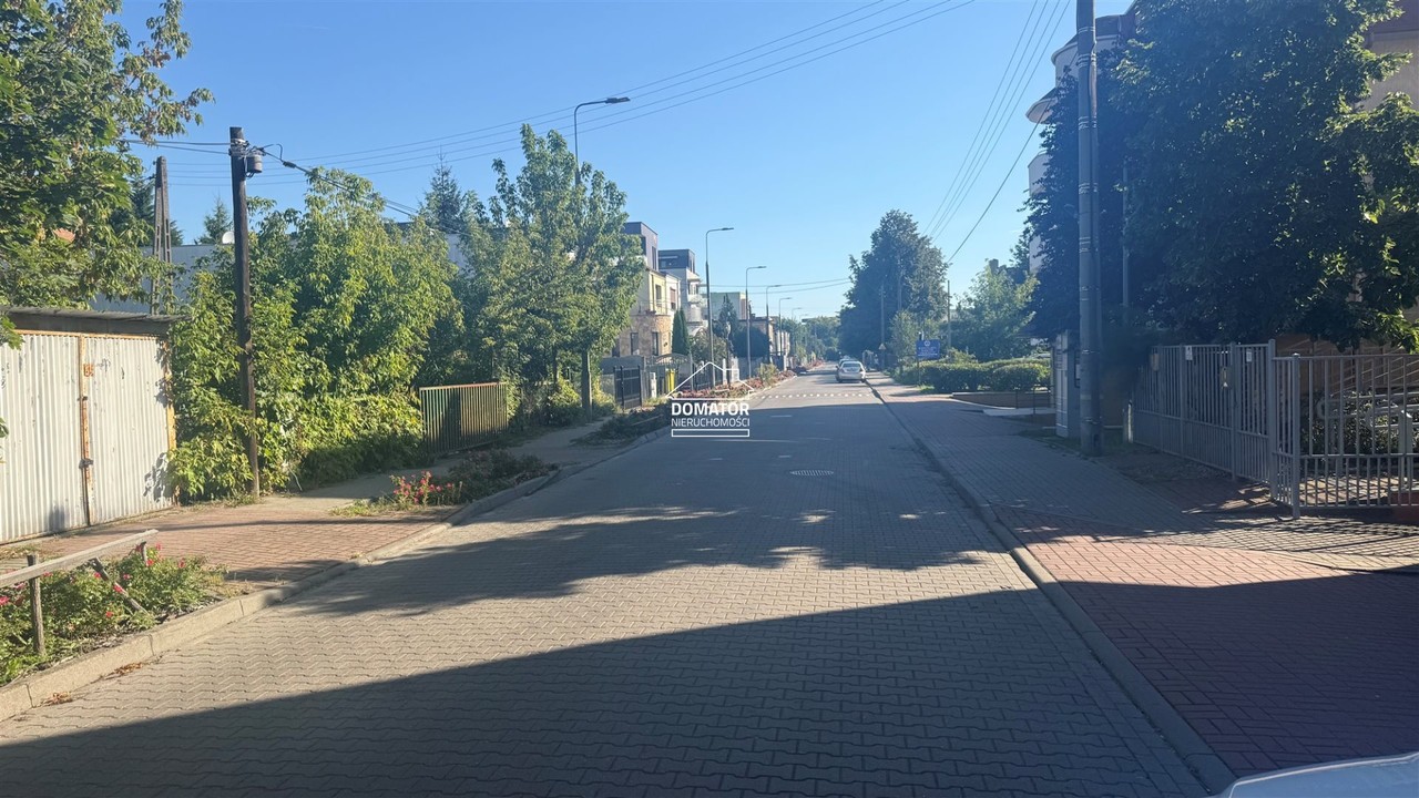 działka lub grunt na sprzedaż