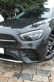 Mercedes-Benz Klasa E BEZWYPADKOWY Pakiet AMG 4-Matic Martwe Pole Ambient Salon Serwis FV2-2