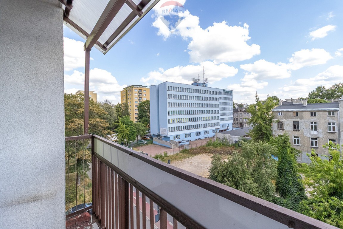 2 pokoje z balkonem na Bałutach – pod remont - Widok 5