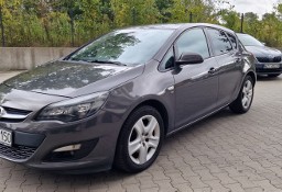 Opel Astra J Opel Astra IV 1.7 CDTI Cosmo - STAN BARDZO DOBRY