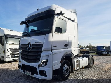 Mercedes-Benz actros-1