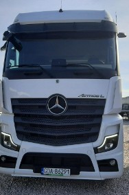 Mercedes-Benz actros-2