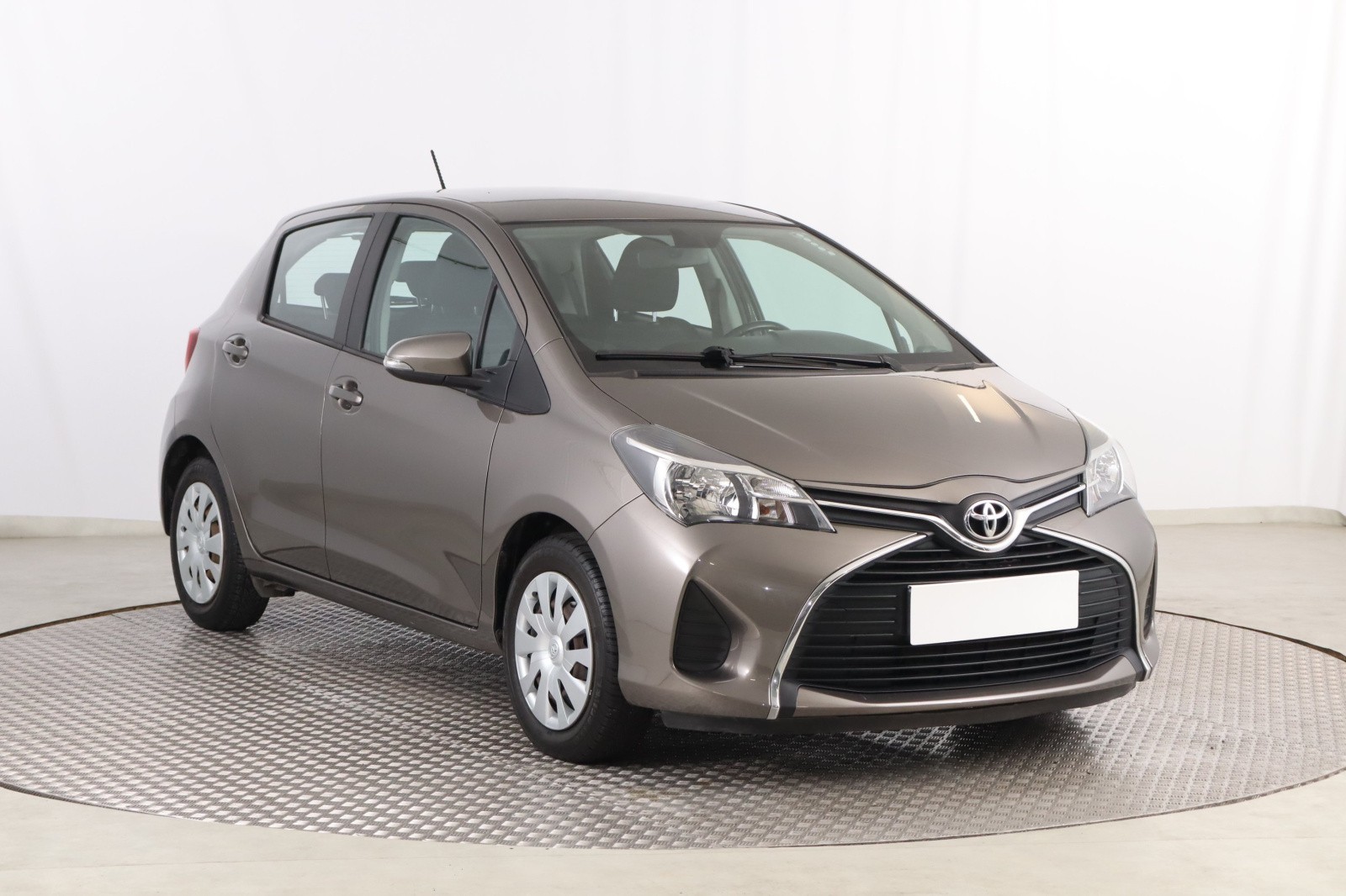 Toyota Yaris III , Salon Polska, Serwis ASO, Klima, Parktronic