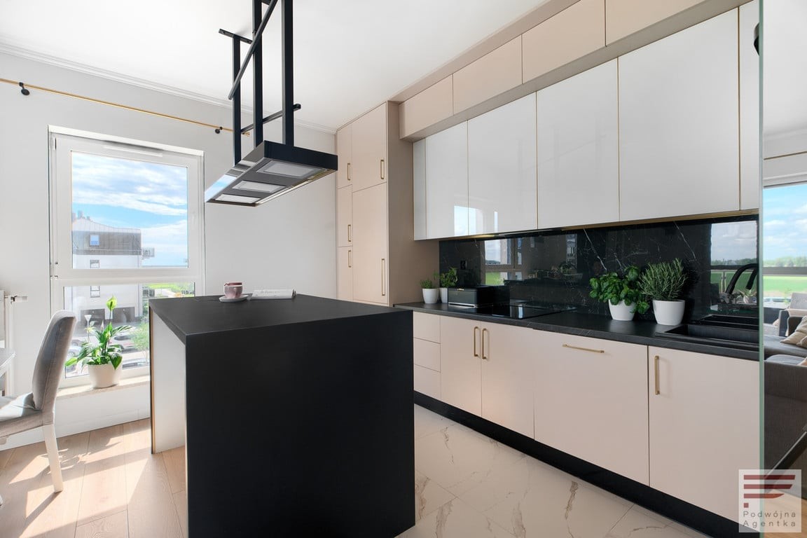 Jasne, narożne 3 pokoje (64,5 m²) z windą i komórką | Kruszewnia - Widok 2
