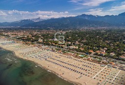 Dom Forte Dei Marmi