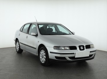 SEAT Toledo II , Salon Polska