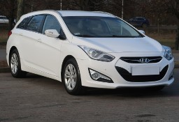 Hyundai i40 , Klima, Parktronic, Podgrzewane siedzienia