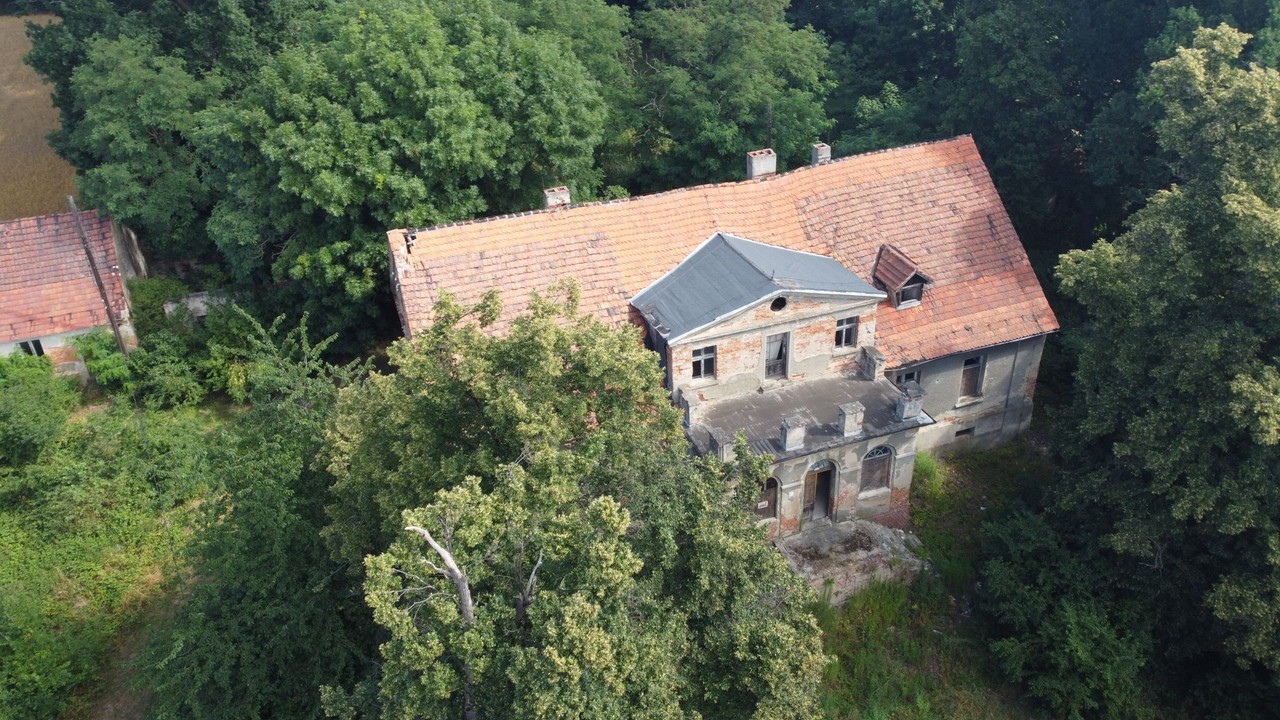 dom na sprzedaż