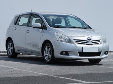 Toyota Corolla Verso III , 177 KM, Klimatronic, Tempomat, Parktronic,ALU-1