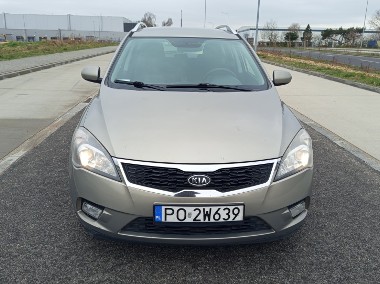 Kia cee'd SW kombi lift doinwestowany 2010 bogate wyposażenie Poznań-1