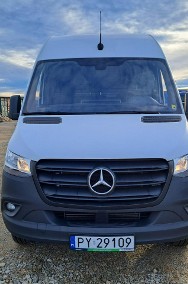 Mercedes-Benz Sprinter-2