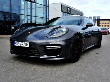 Porsche Panamera-1