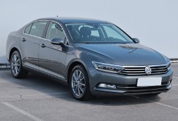 Volkswagen Passat B8 , Salon Polska, Serwis ASO, VAT 23%, Navi, Klimatronic,