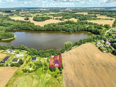 Dom nad malowniczym Jeziorem Puc, w otulinie lasów-1