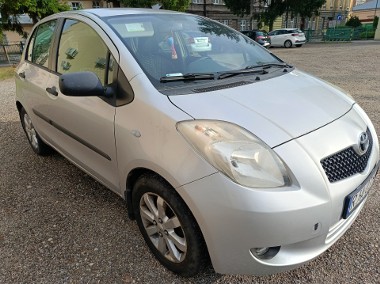 Toyota Yaris 1,3,  mały przebieg 135tys. zadbana-1