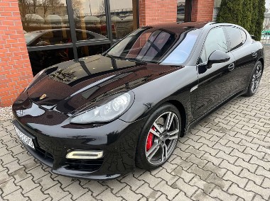 Porsche Panamera-1